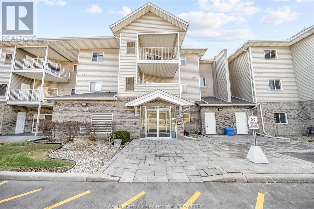 Photo principale - 1390 Lauzon Rd