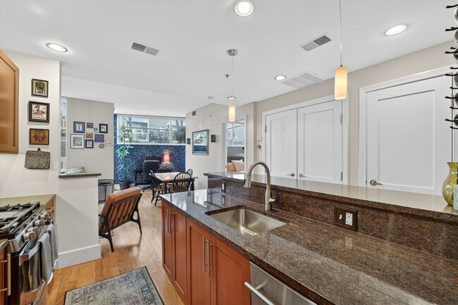 Building Photo - Spacious & Modern 1br Steps on U St Corridor!