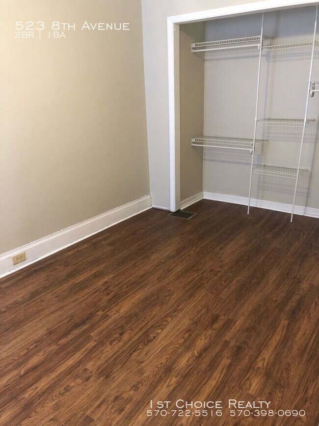 Building Photo - Remodeled 2 bedroom townhouse for rent!