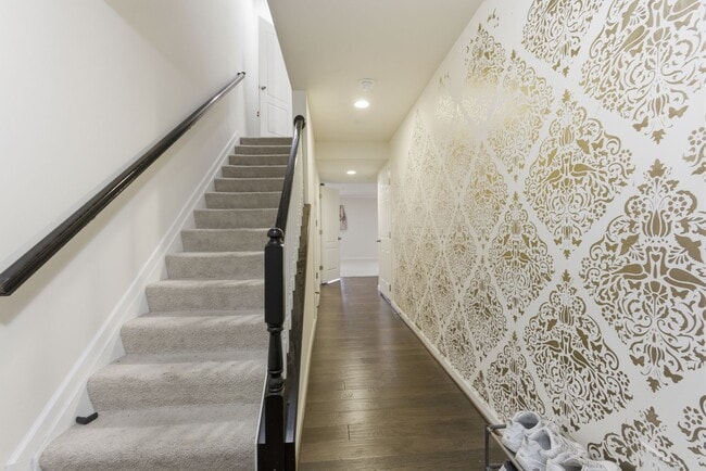 Foto del edificio - Lovely 3 BR/2 Full BA & 2 Half BA Townhome in Elkridge!