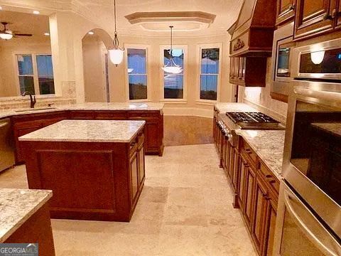 Building Photo - 2295 Valla Parc Ct