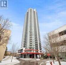 Building Photo - 88 Sheppard Ave E