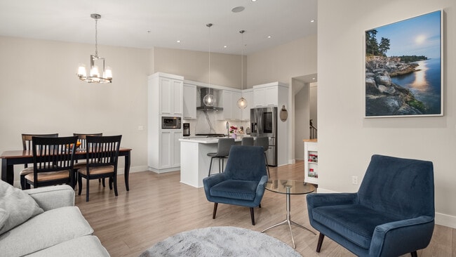 Building Photo - Family-Sized Living in Murrayville | 4 Bed...