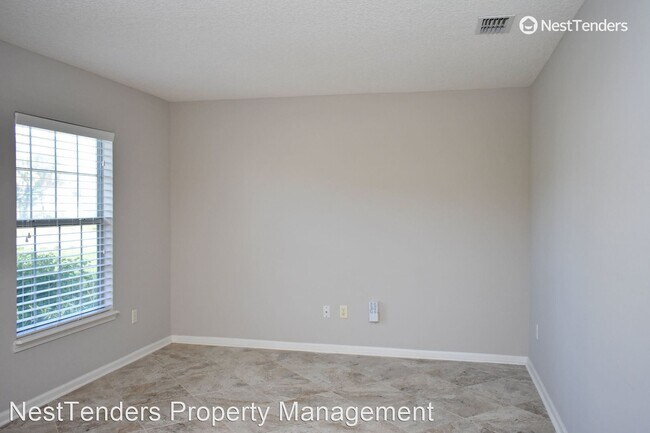 Building Photo - 3 br, 2 bath House - 24000 Flora Parke Bou...