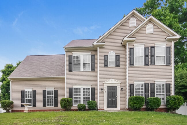 Building Photo - 106 Shephard Hill Dr