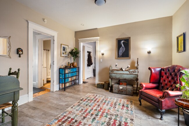 Foto del edificio - 1247 Plainfield Ave NE