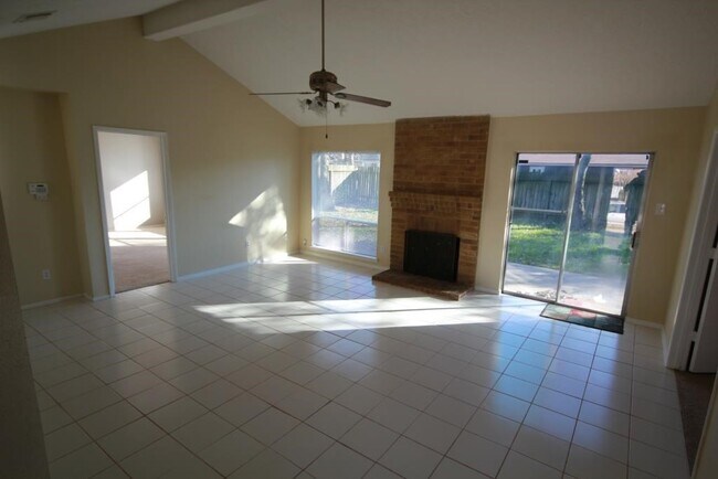 Foto del edificio - 22823 Elkana Deane Ln