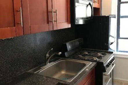 Foto principal - 214 Bennett Ave