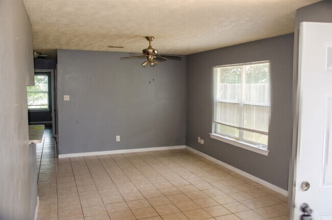 Foto del edificio - 306 Willowick St