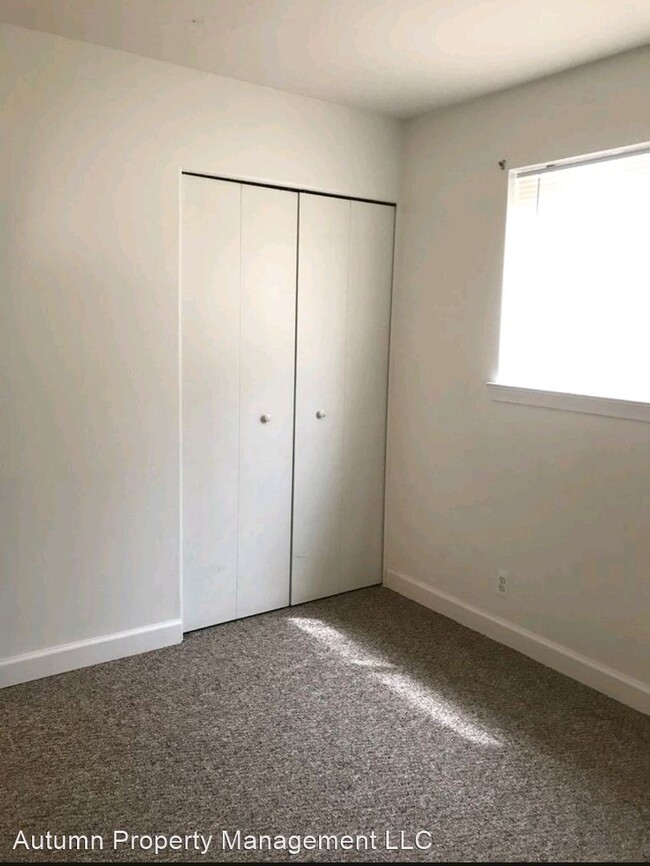 Building Photo - 3 br, 1 bath House - 29971 Glenwood Street