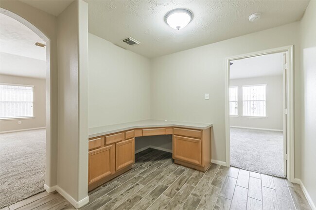 Foto del edificio - 8914 Heron Nest Dr