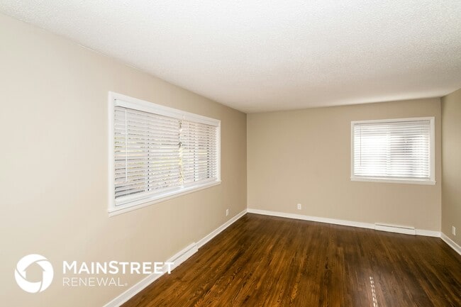 Foto del edificio - 624 Lisa Ln