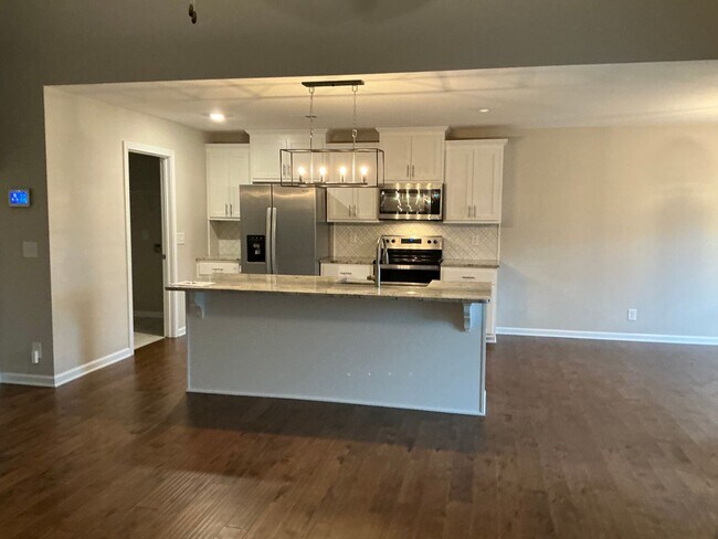 Building Photo - 804 Waldon Ct