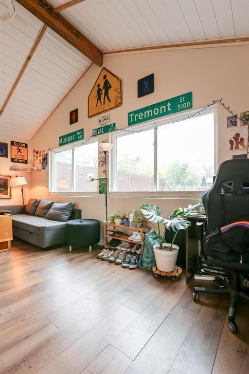 Building Photo - 308 E 32nd St