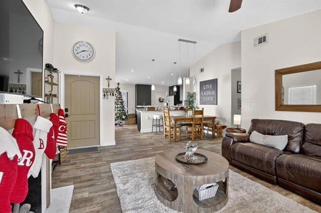 Foto del edificio - 691 Willow Grove Terrace