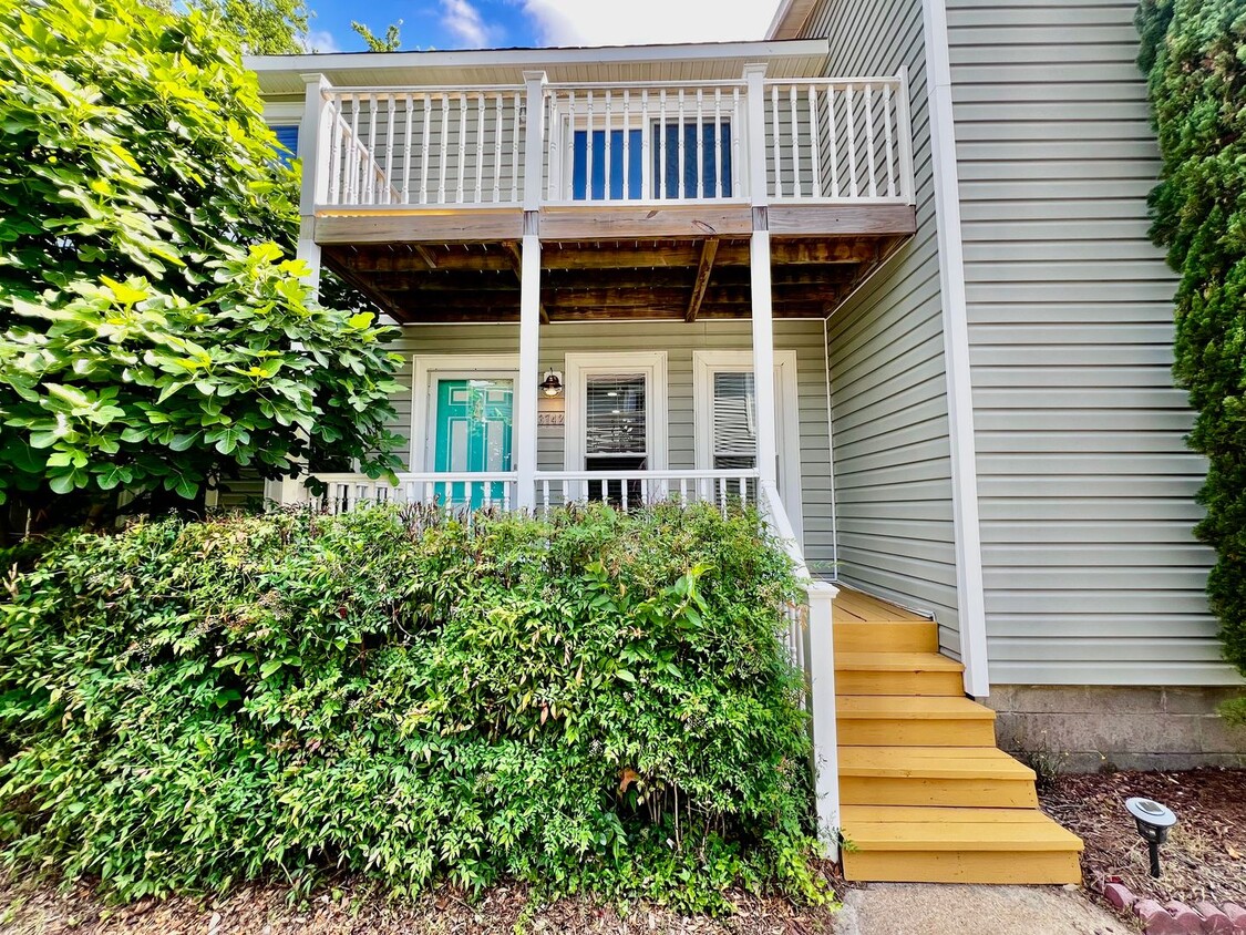 Primary Photo - Super Cute Condo off Shore Drive in VB