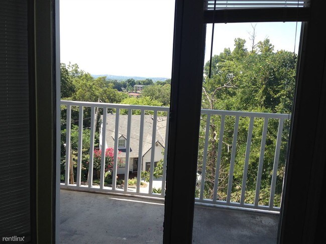 Foto del edificio - 1840 16th Ave S