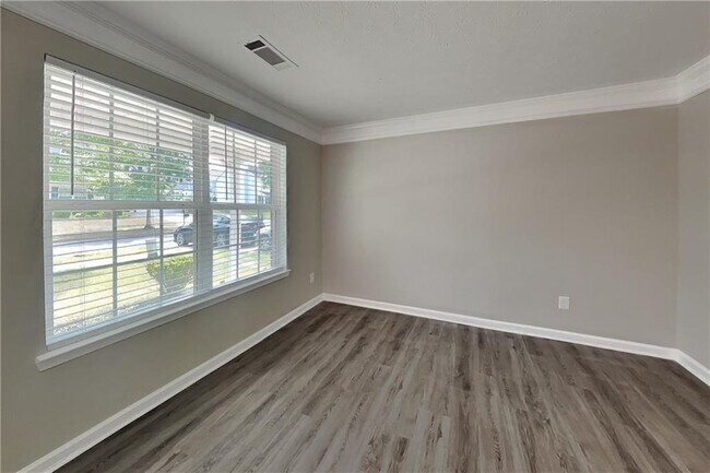 Foto del edificio - 2896 Spence Ct NE