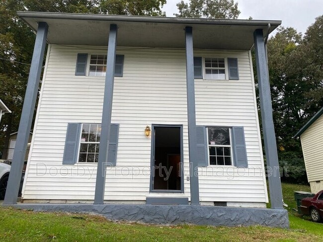 Building Photo - 3916 Blanchard St