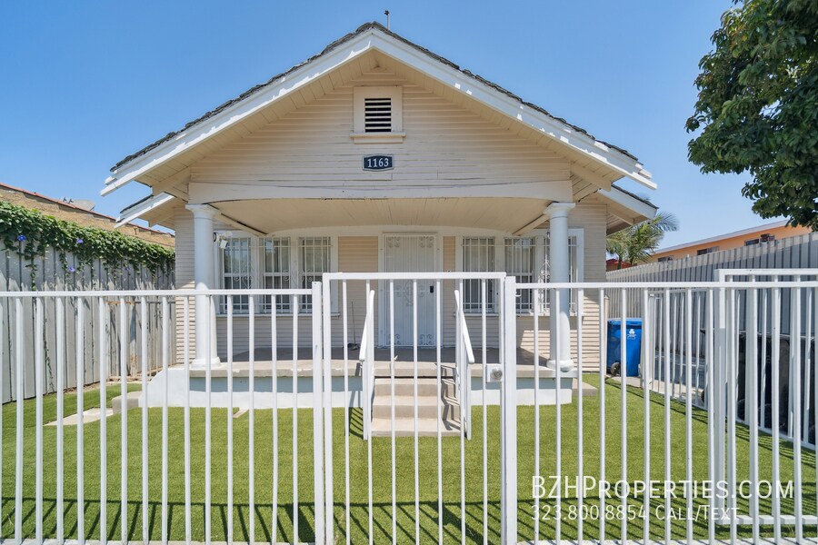 Primary Photo - 1163 W 38th St
