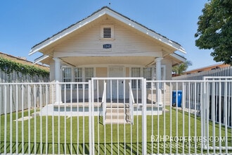 Building Photo - 1163 W 38th St