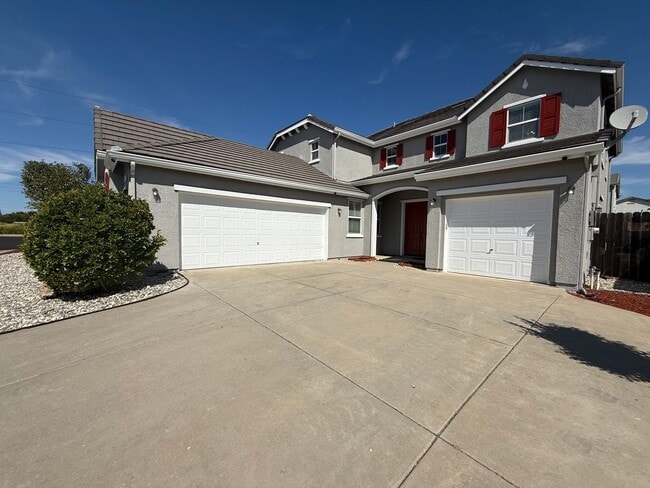 Foto del edificio - Spacious and Inviting Home in Elk Grove