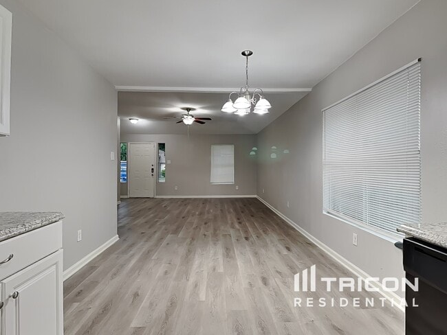 Foto del edificio - 12638 Burdine St