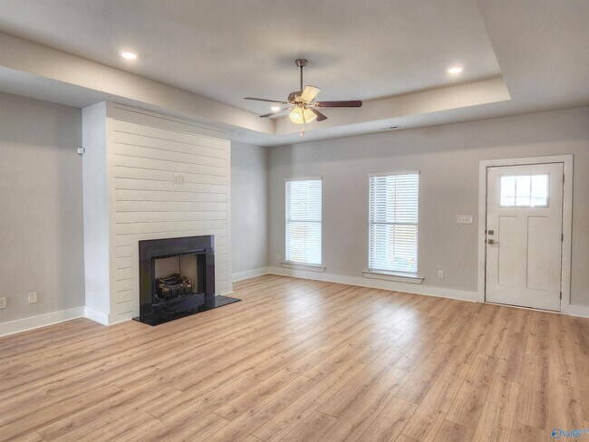 Foto del edificio - 102 Mississippi St