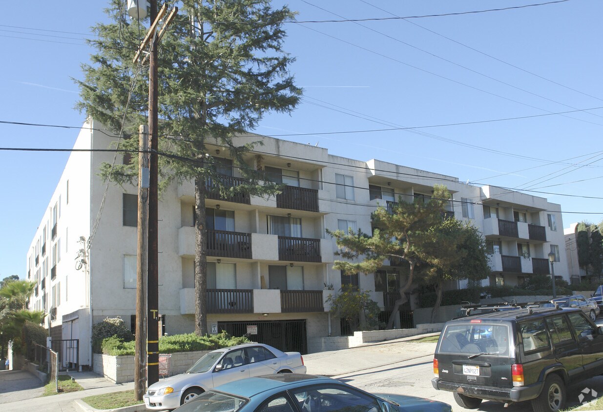 Amber Crest Apartments Apartments In Los Angeles Ca Westside Rentals