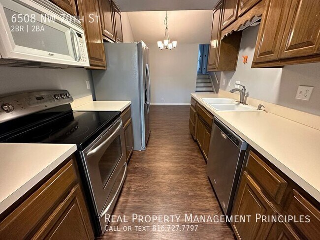 Foto del edificio - 6508 NW 70th St