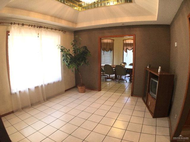 Foto del edificio - 604 E Nassau Ave