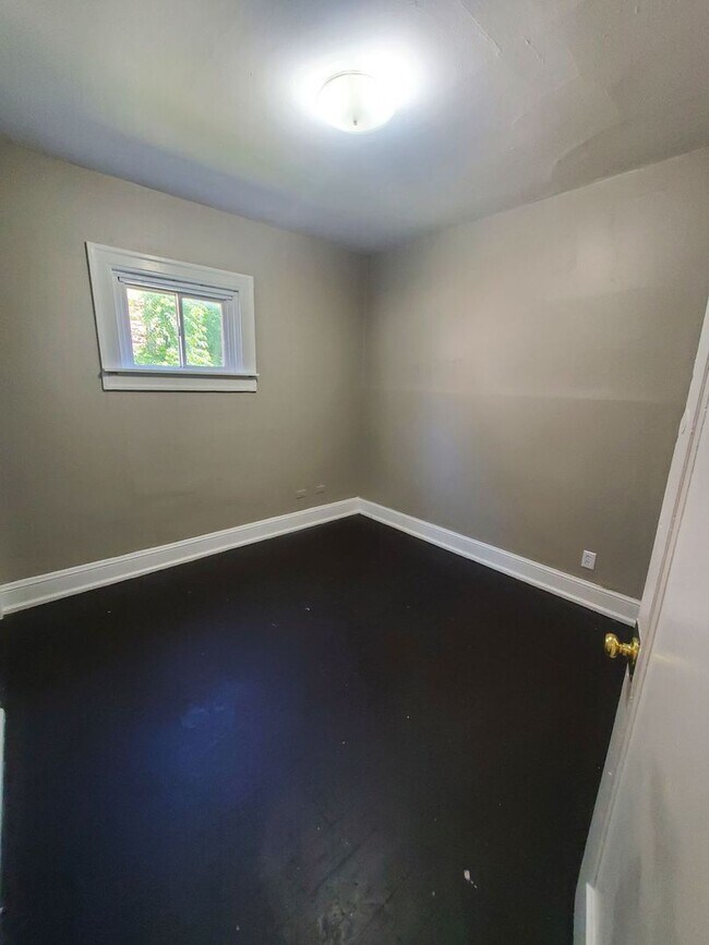 Building Photo - 1424-1426 N 38th St. (Duplex)
