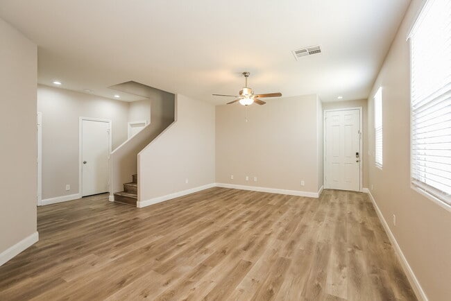 Building Photo - 6494 W Haleh Ave