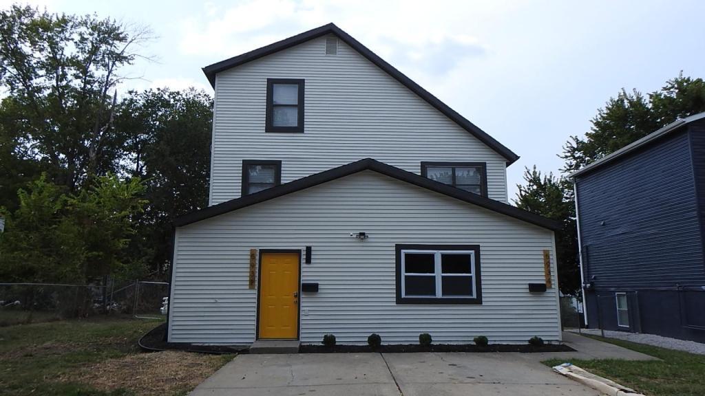 Primary Photo - 5932 Elmwood Ave