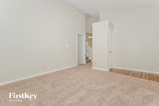 Building Photo - 4182 Magnolia Dr