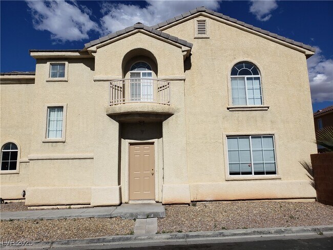 Building Photo - 109 Restful Crest Ave