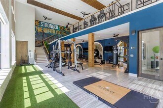 Building Photo - 1150 E Perry Ln