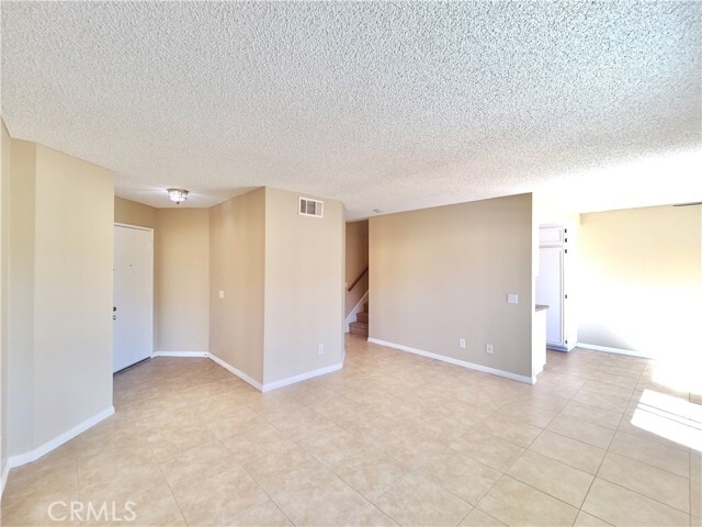 Building Photo - 857 California Privado