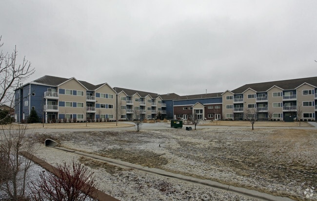 Foto del edificio - Conter Estates Senior Apartments
