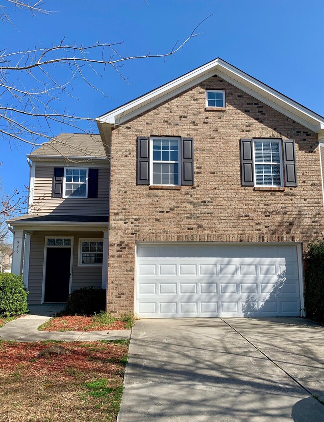 Photo - 946 Old Forester Ln House