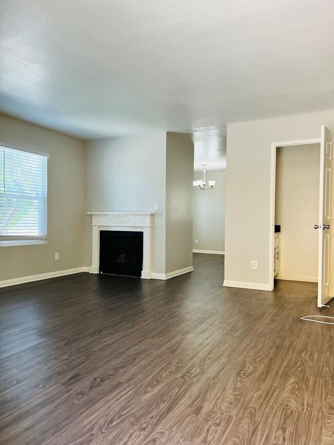 Foto del interior - 1611 S Bundy Dr