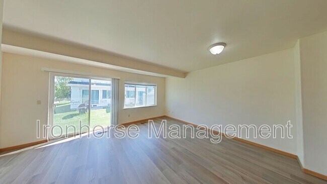 Building Photo - 2471 Wheeler Dr