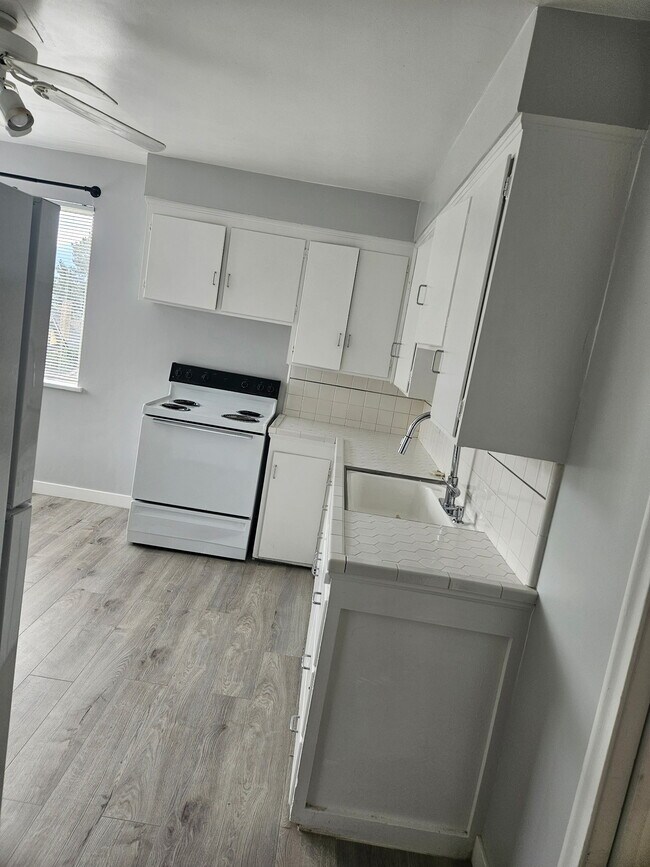 Foto del edificio - 6th Avenue Apartments