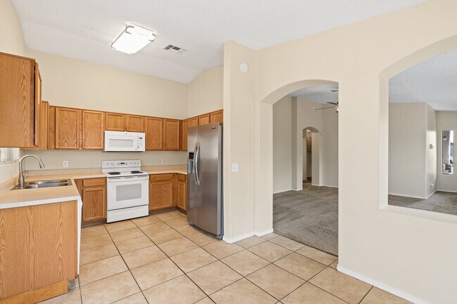 Foto del edificio - 6098 S Place Du Lis