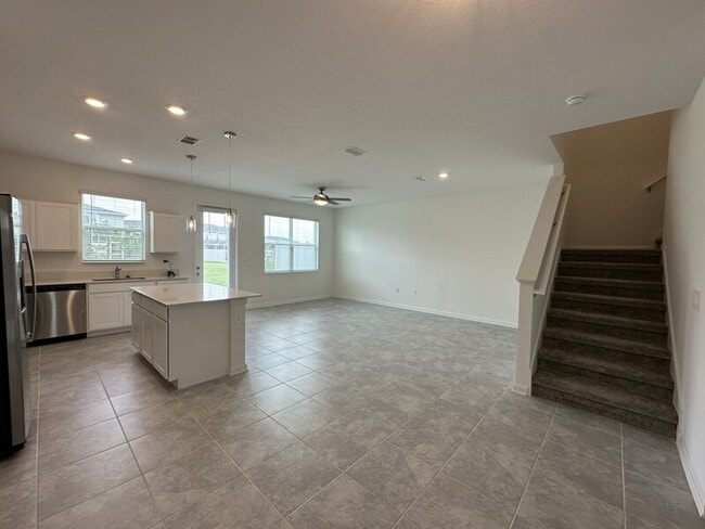 Building Photo - 299 Nine Iron Dr