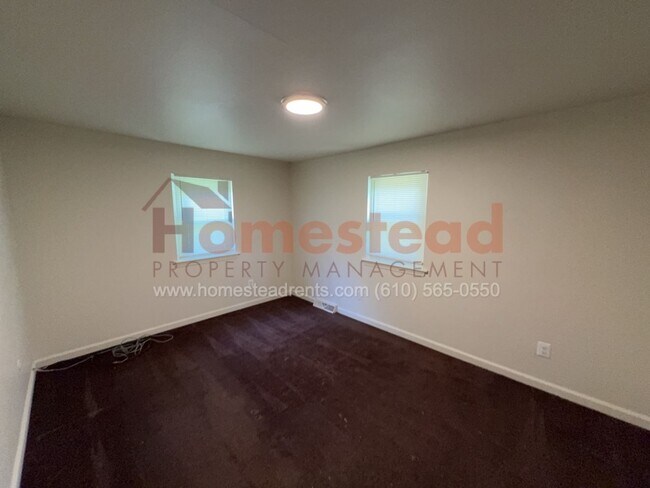 Foto del edificio - 502 N Sycamore Ave