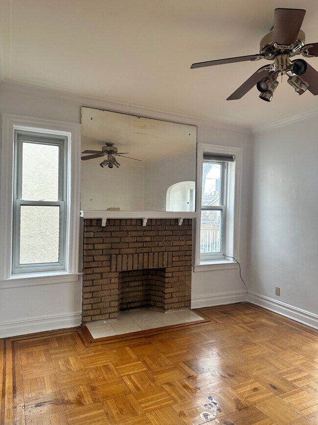 Building Photo - 435-485 85th St
