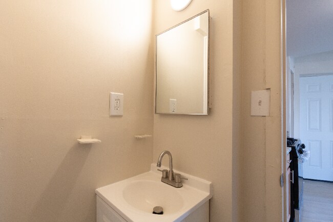 Foto del edificio - 4301 Harriet St