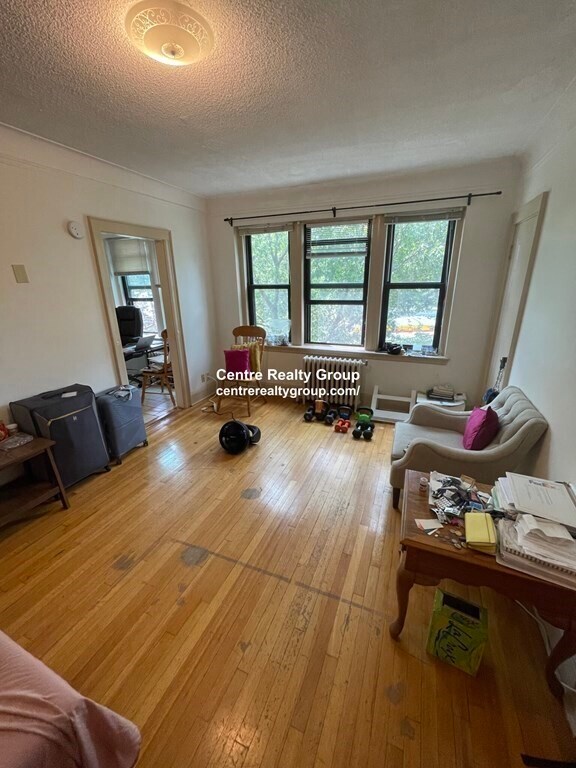 Building Photo - 145 Englewood Ave