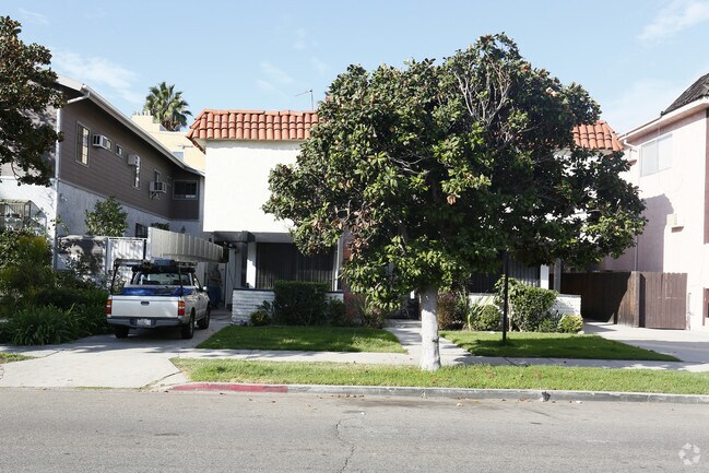 Building Photo - 3607 Clarington Ave